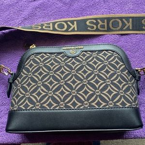 Brand New Michael Kors purse